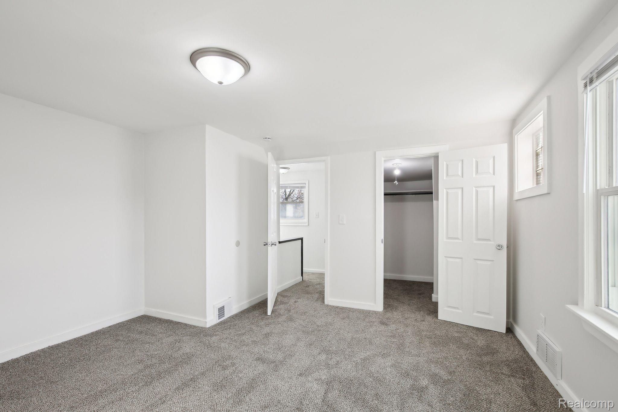 8046 STUDEBAKER Avenue