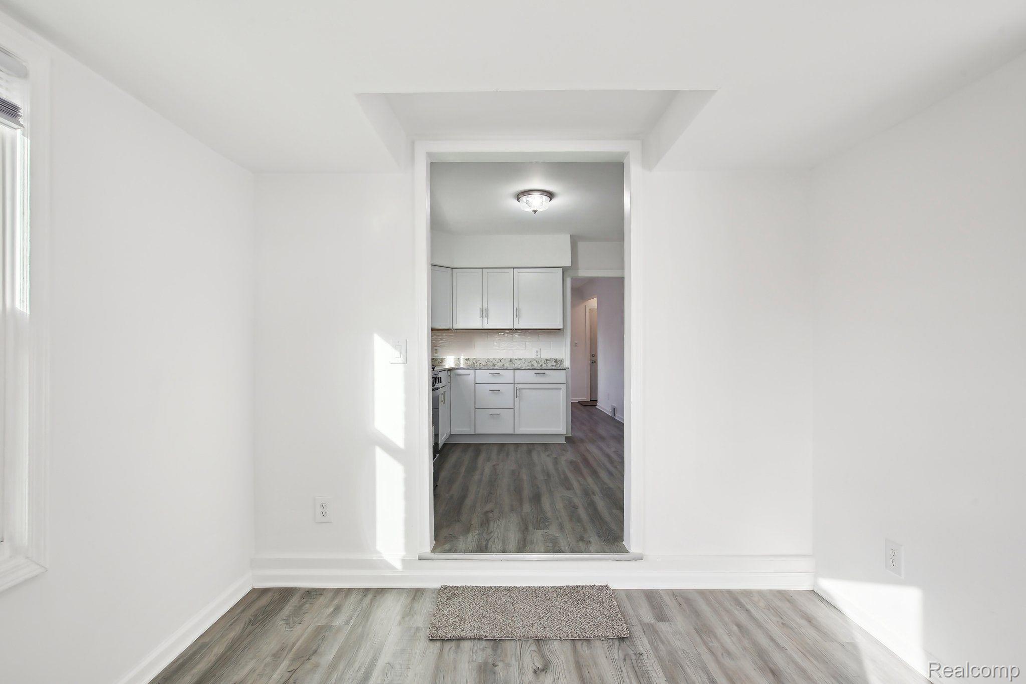 8046 STUDEBAKER Avenue