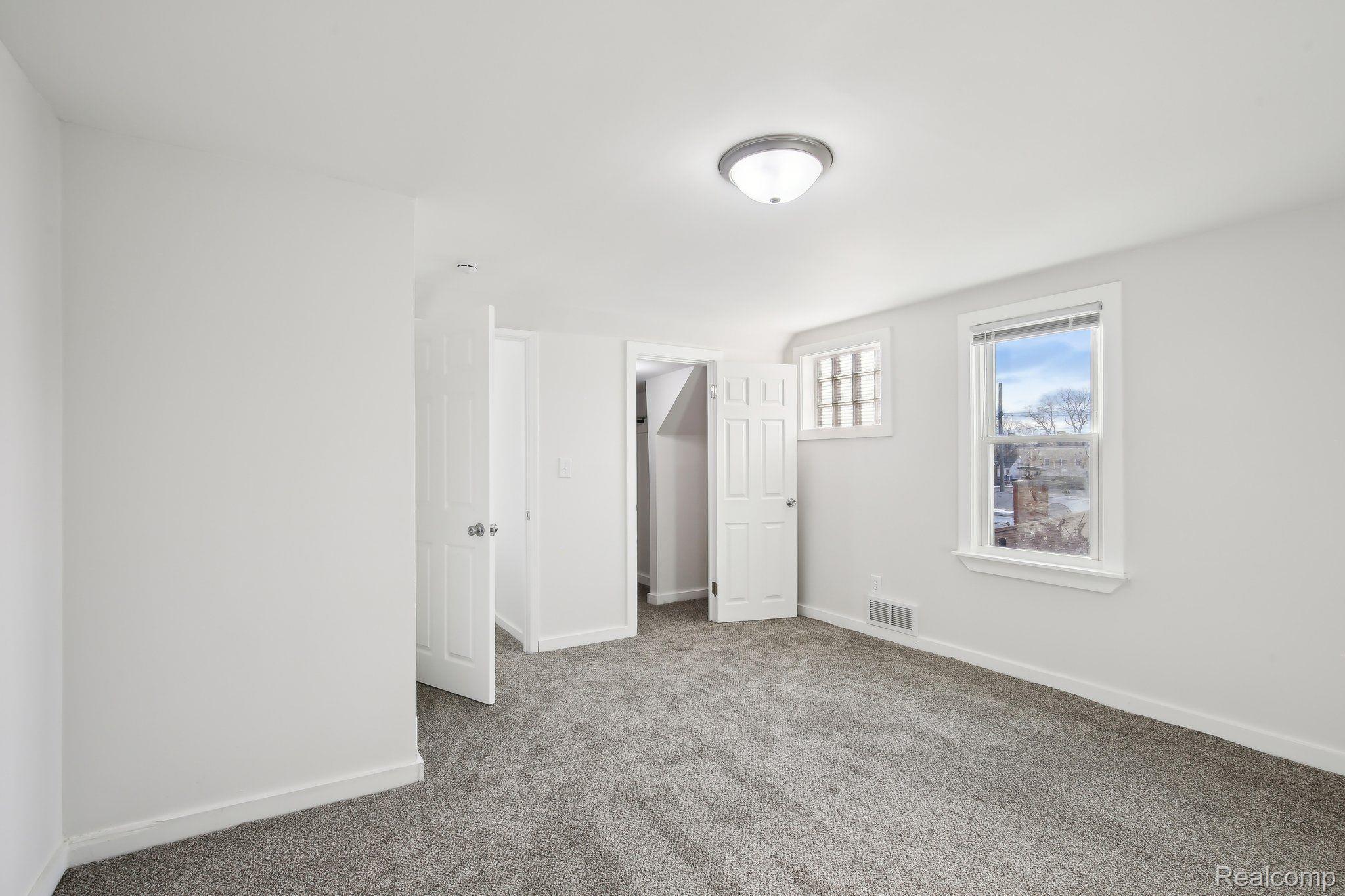 8046 STUDEBAKER Avenue