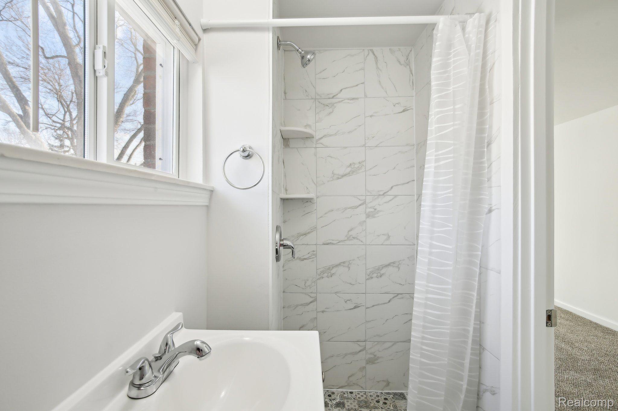 8046 STUDEBAKER Avenue