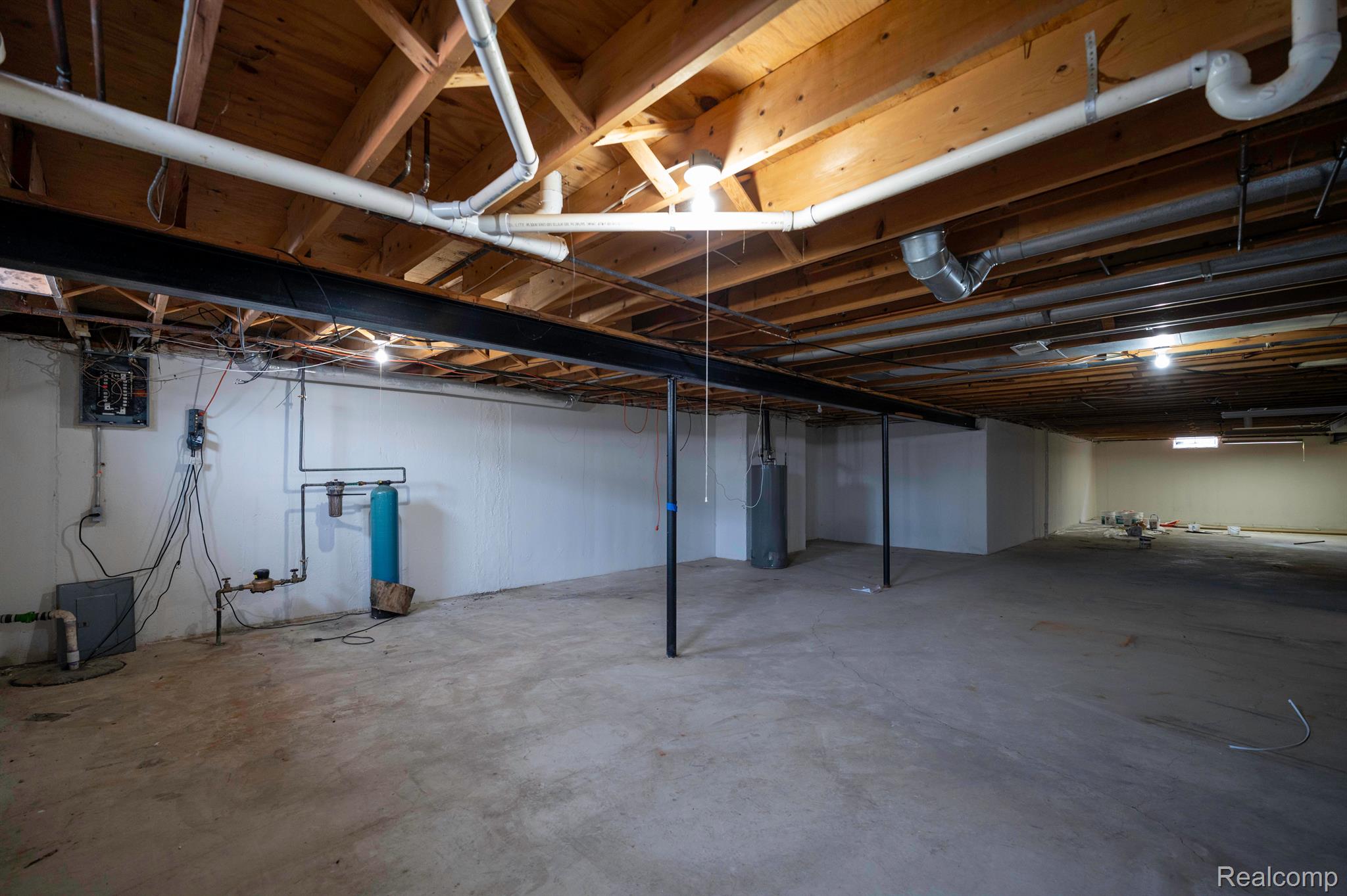 36464 HARNESS CIRCLE