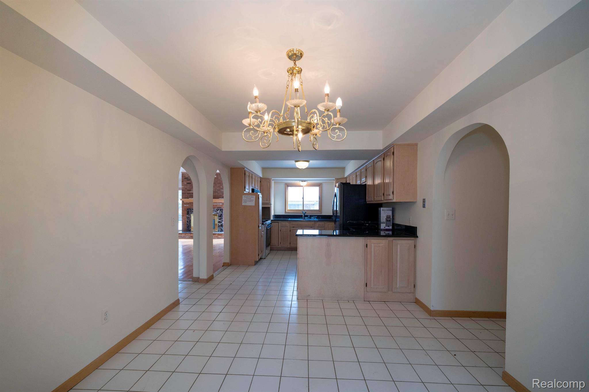 36464 HARNESS CIRCLE