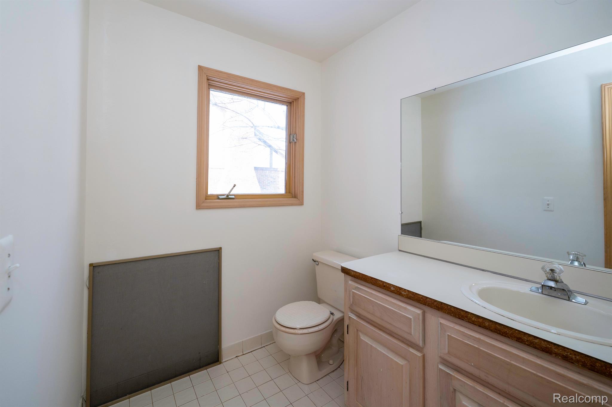 36464 HARNESS CIRCLE