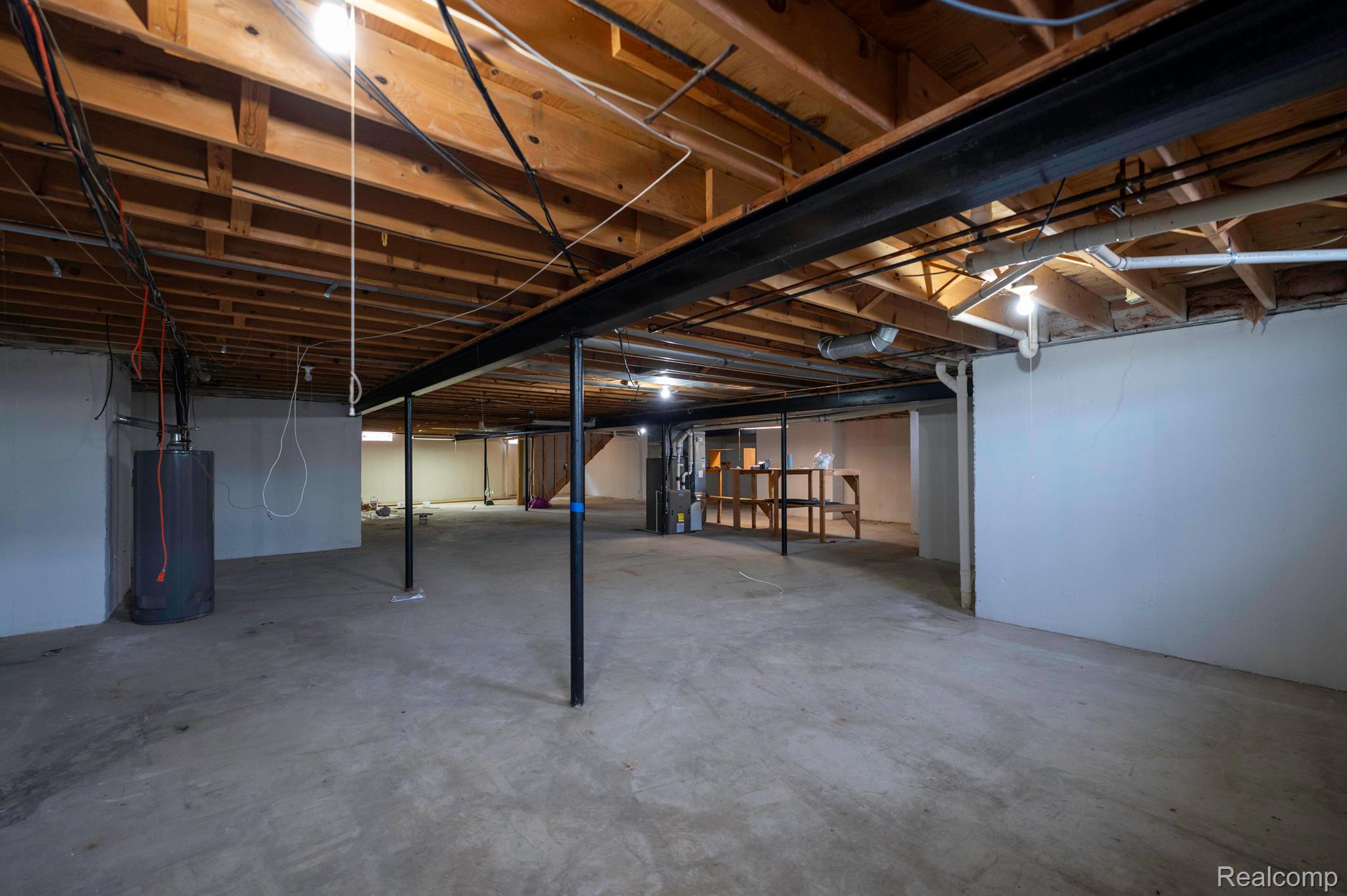 36464 HARNESS CIRCLE