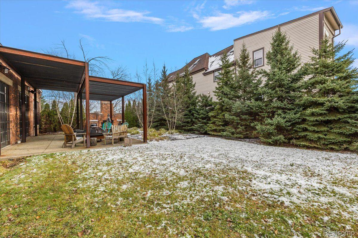 5137 Trumbull Street