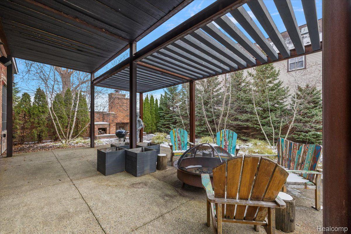 5137 Trumbull Street