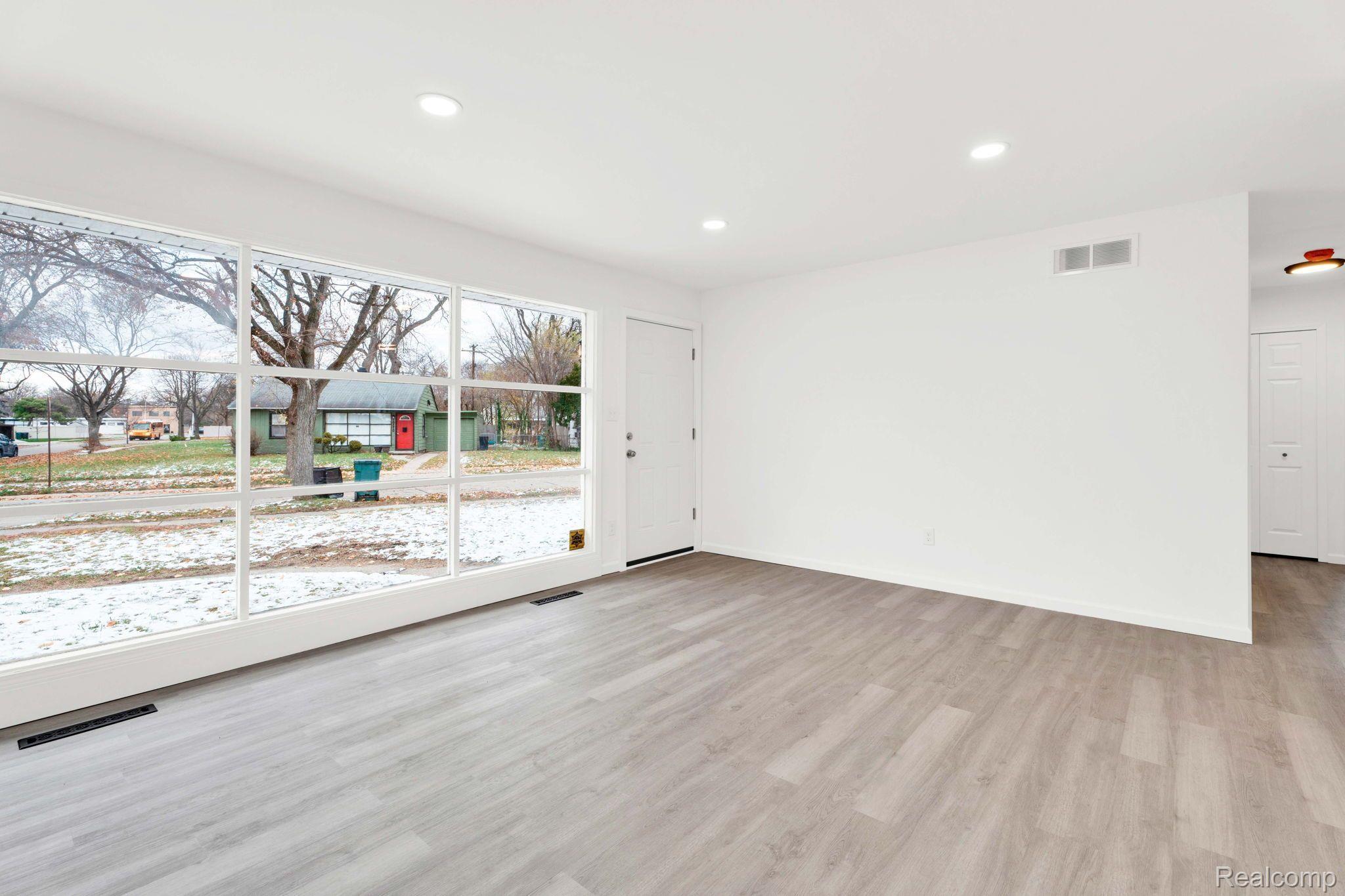 10271 Corning Street