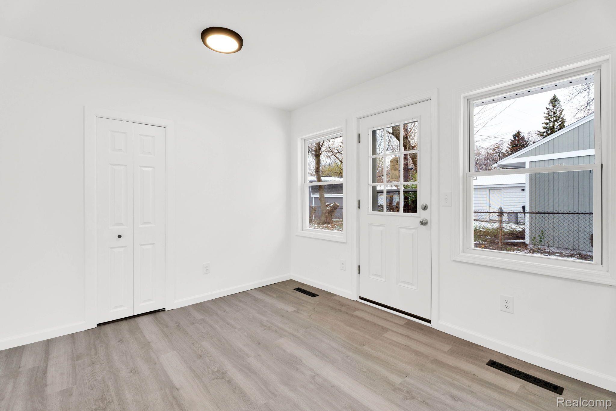 10271 Corning Street