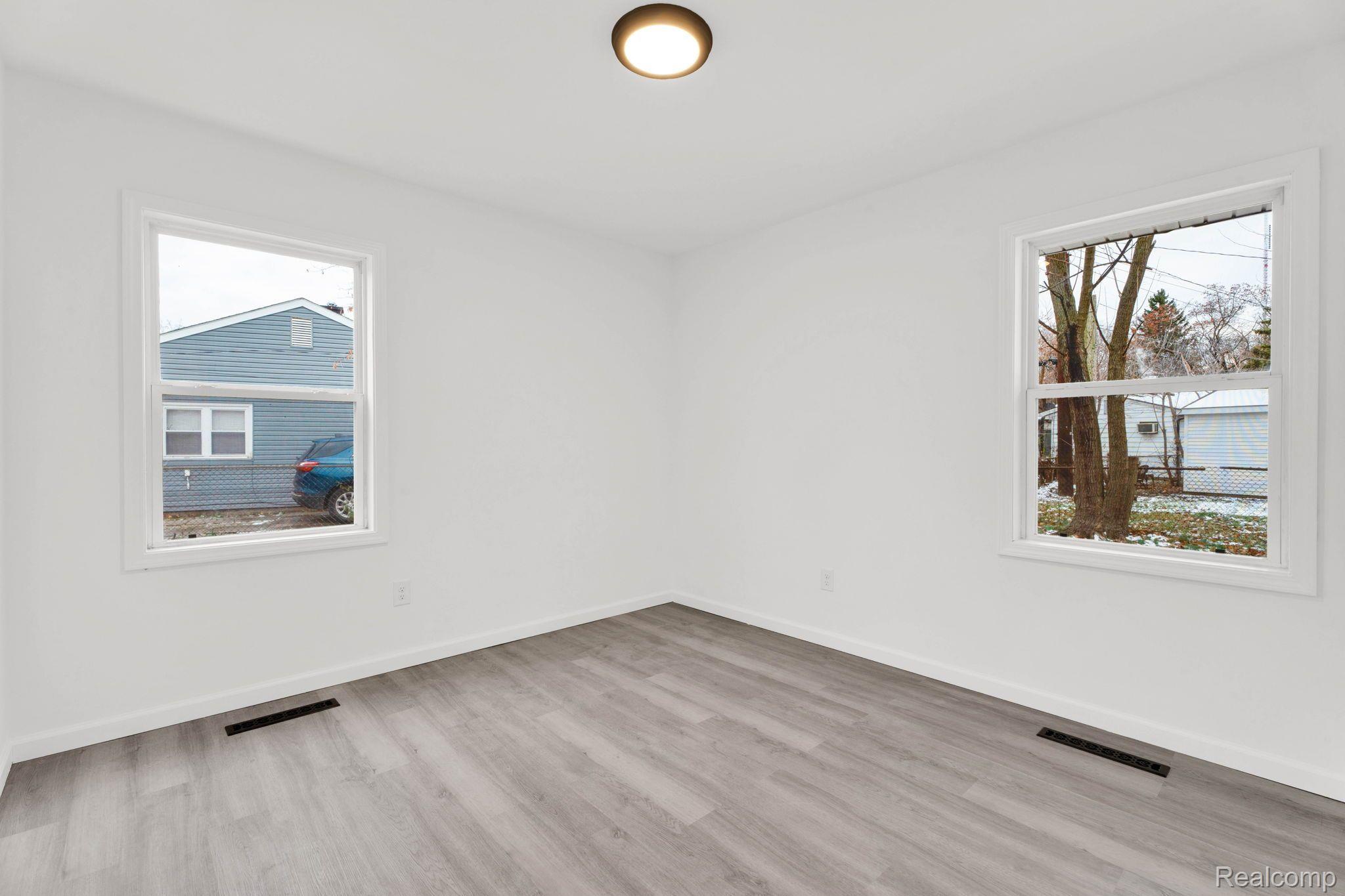 10271 Corning Street