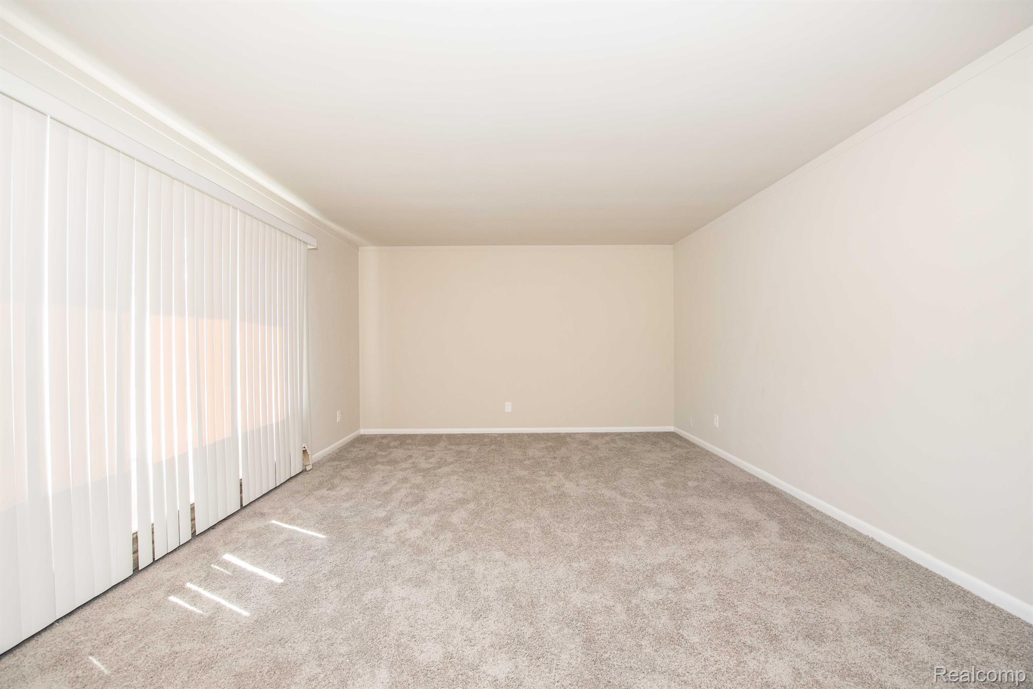 25885 Jefferson Avenue #8