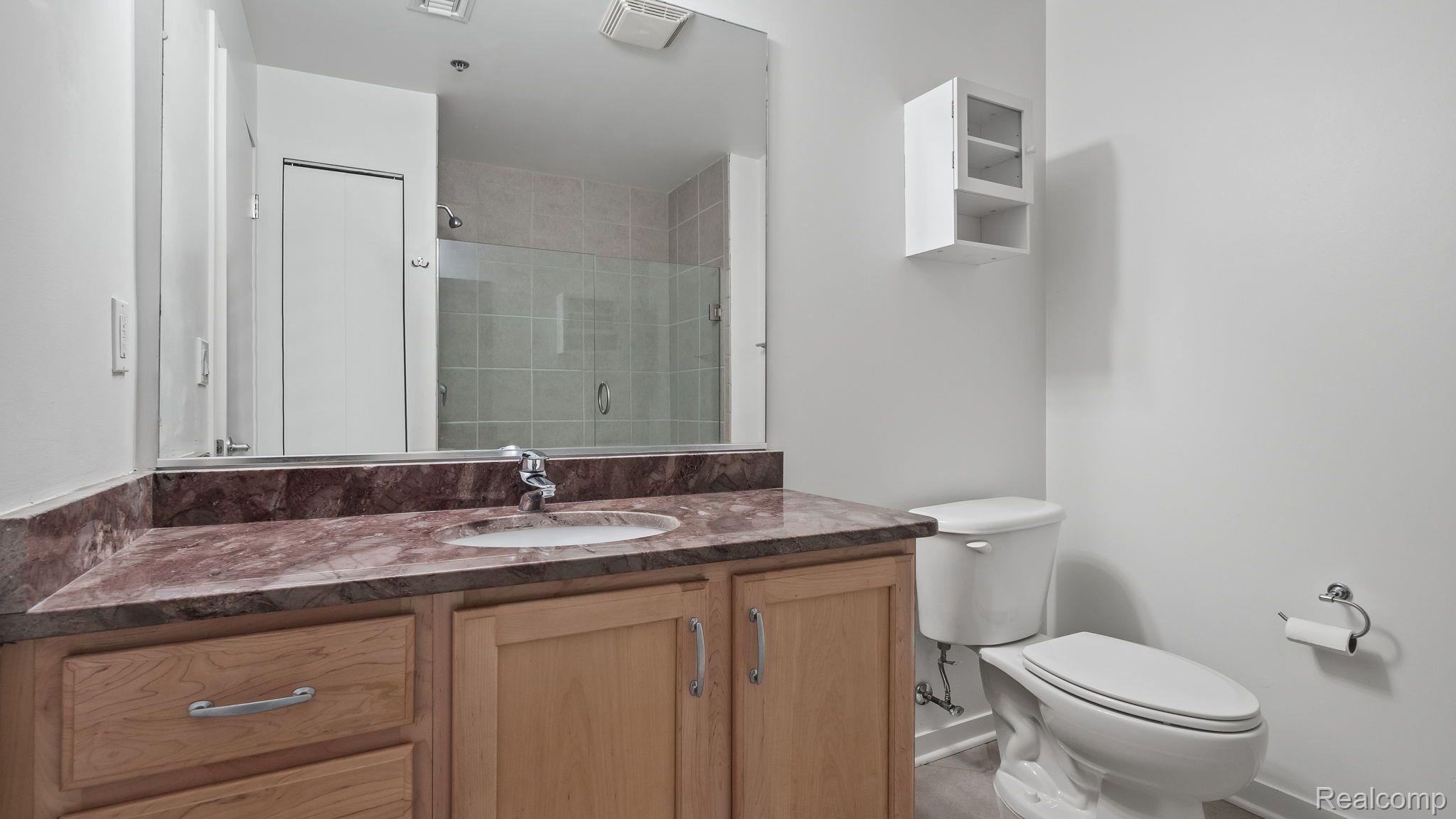 101 Curry Avenue 202