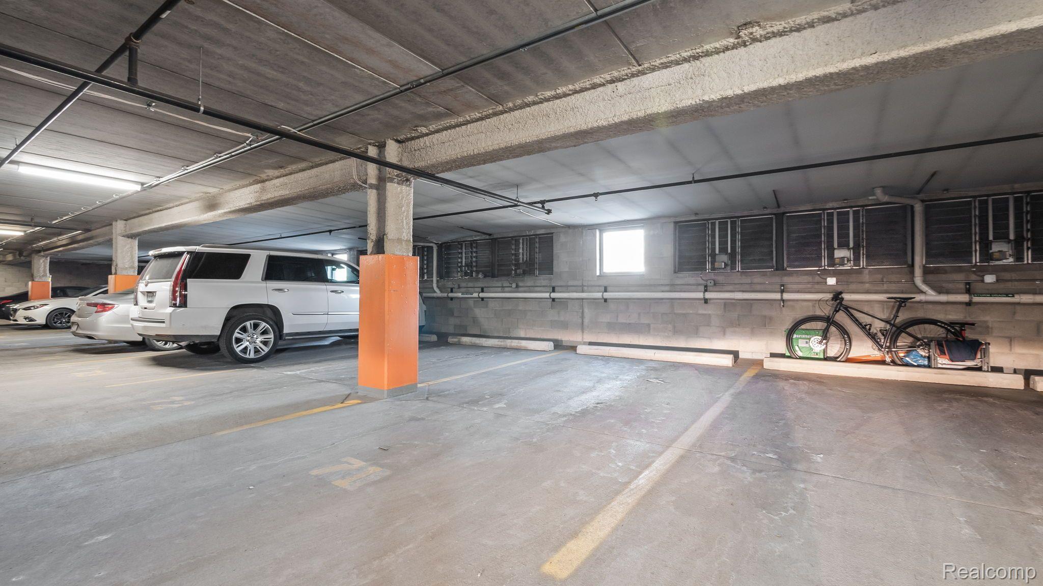 101 Curry Avenue 202