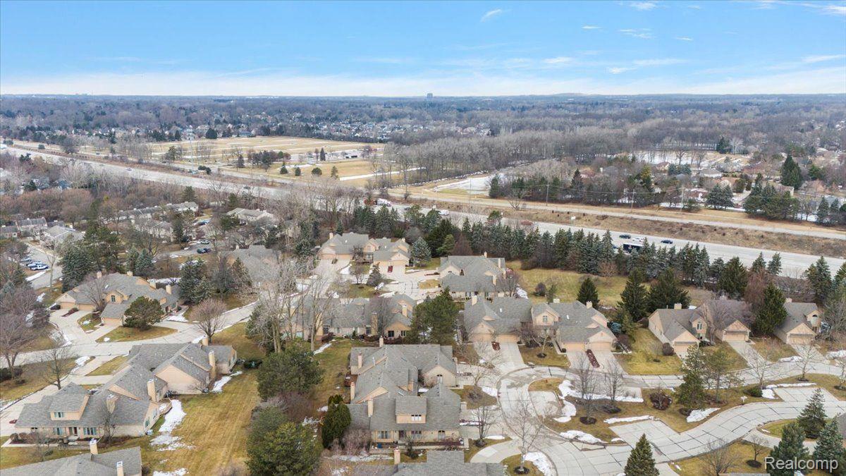 5853 Dawn Ridge Drive