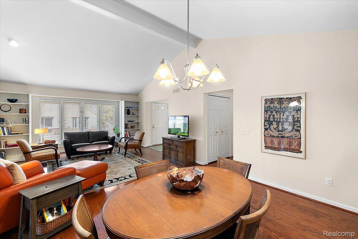 5853 Dawn Ridge Drive