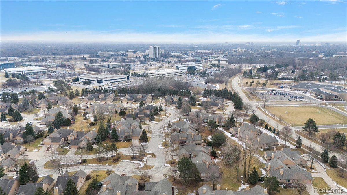 5853 Dawn Ridge Drive