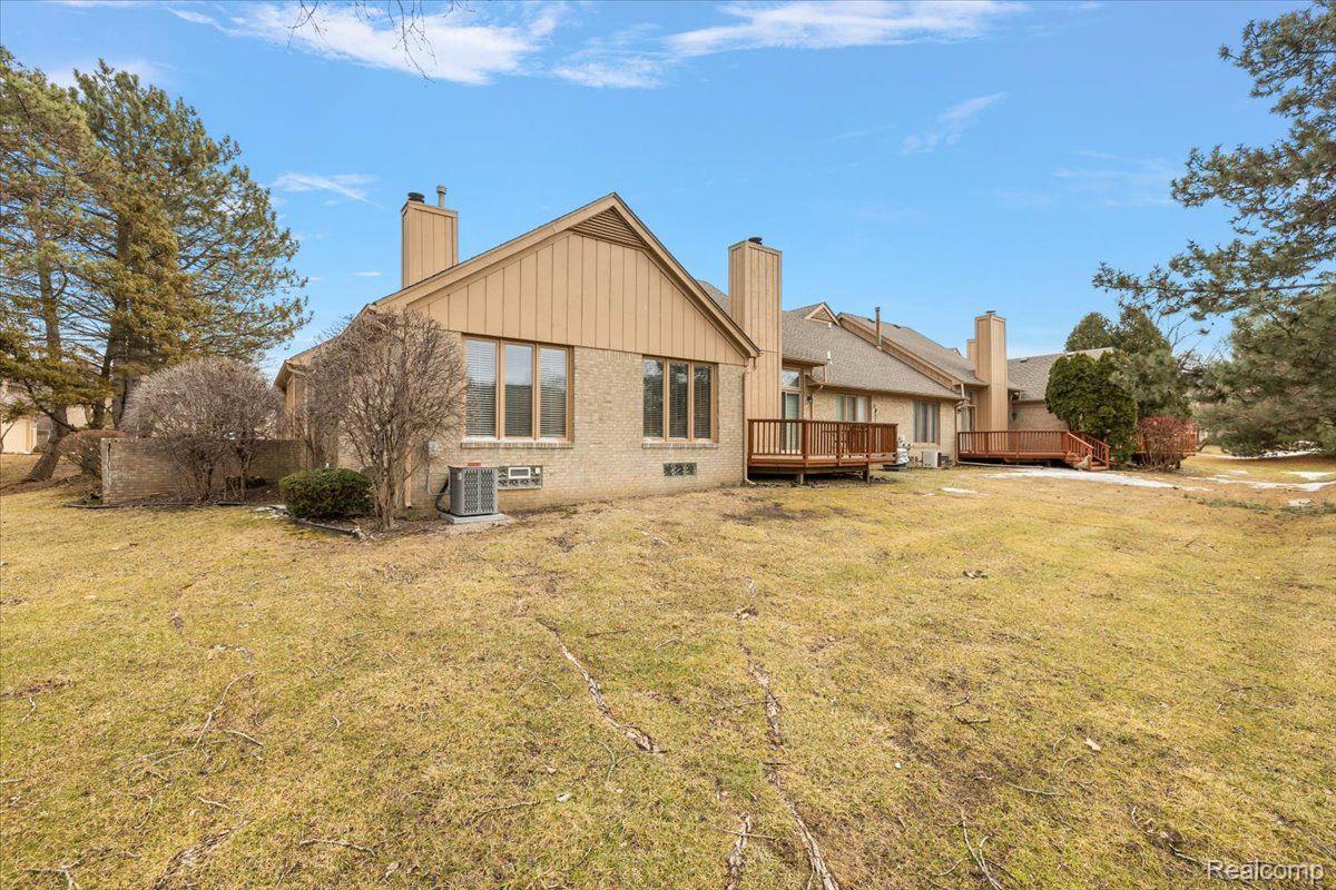 5853 Dawn Ridge Drive