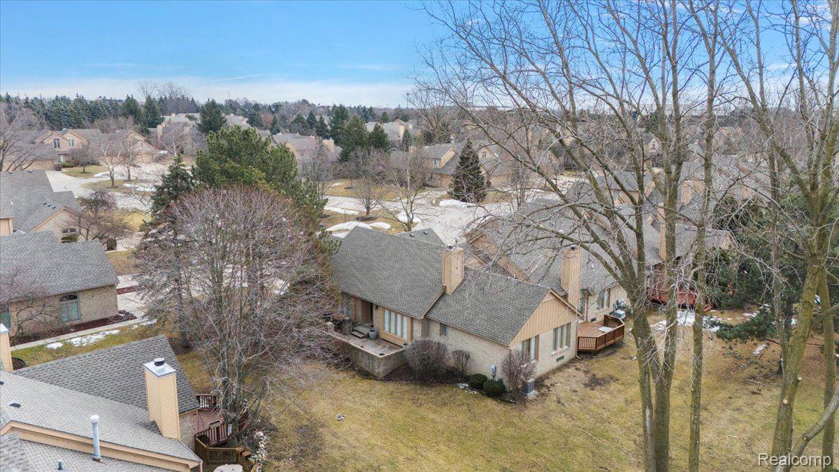 5853 Dawn Ridge Drive