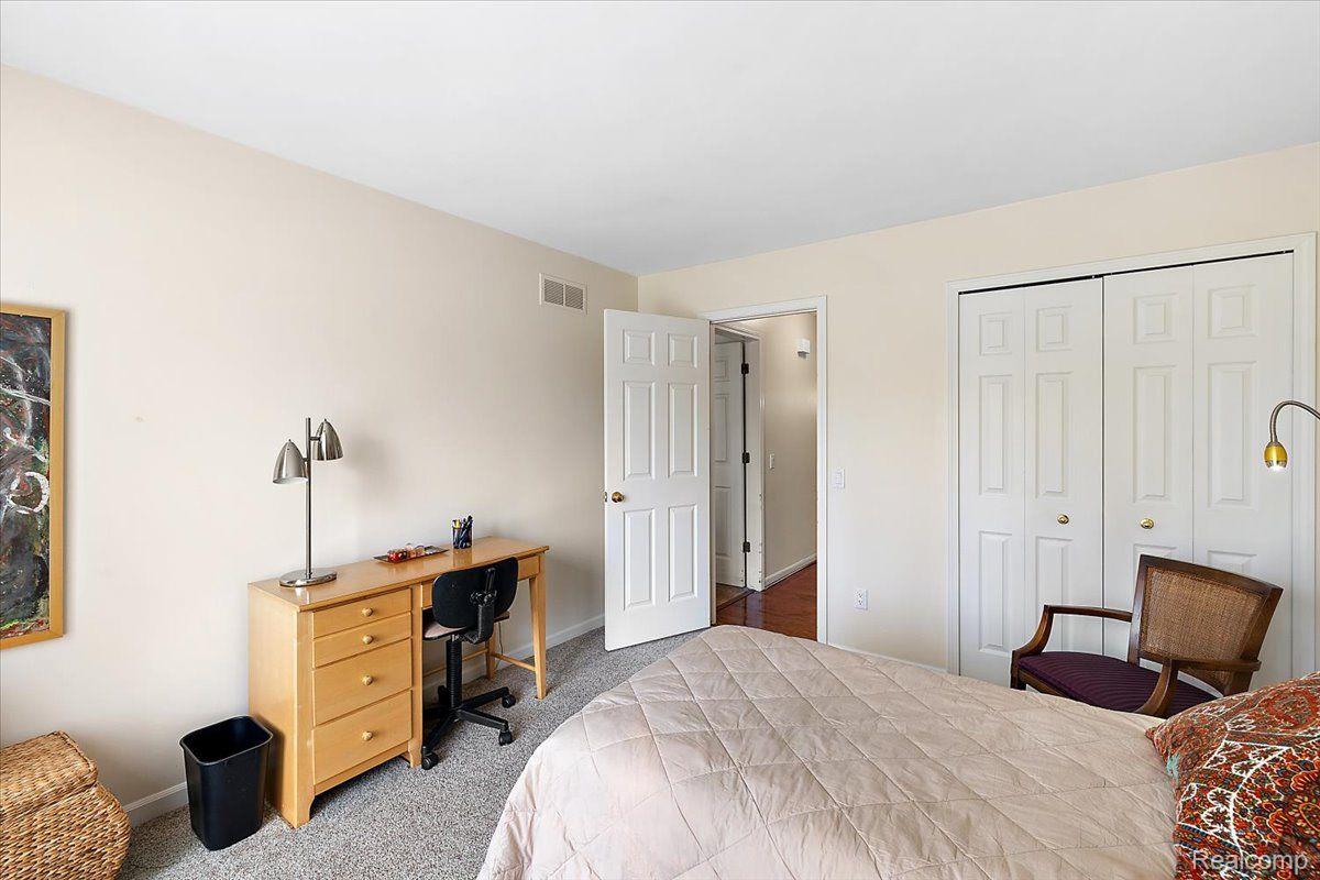 5853 Dawn Ridge Drive