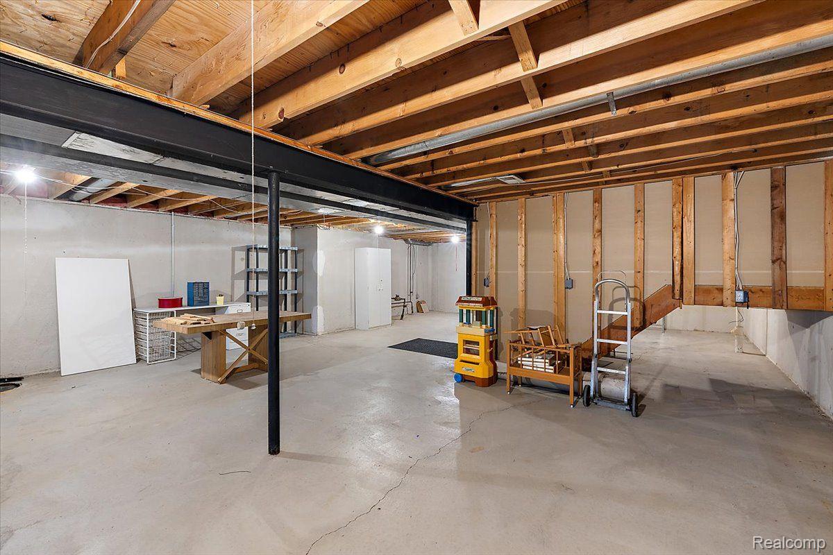 5853 Dawn Ridge Drive