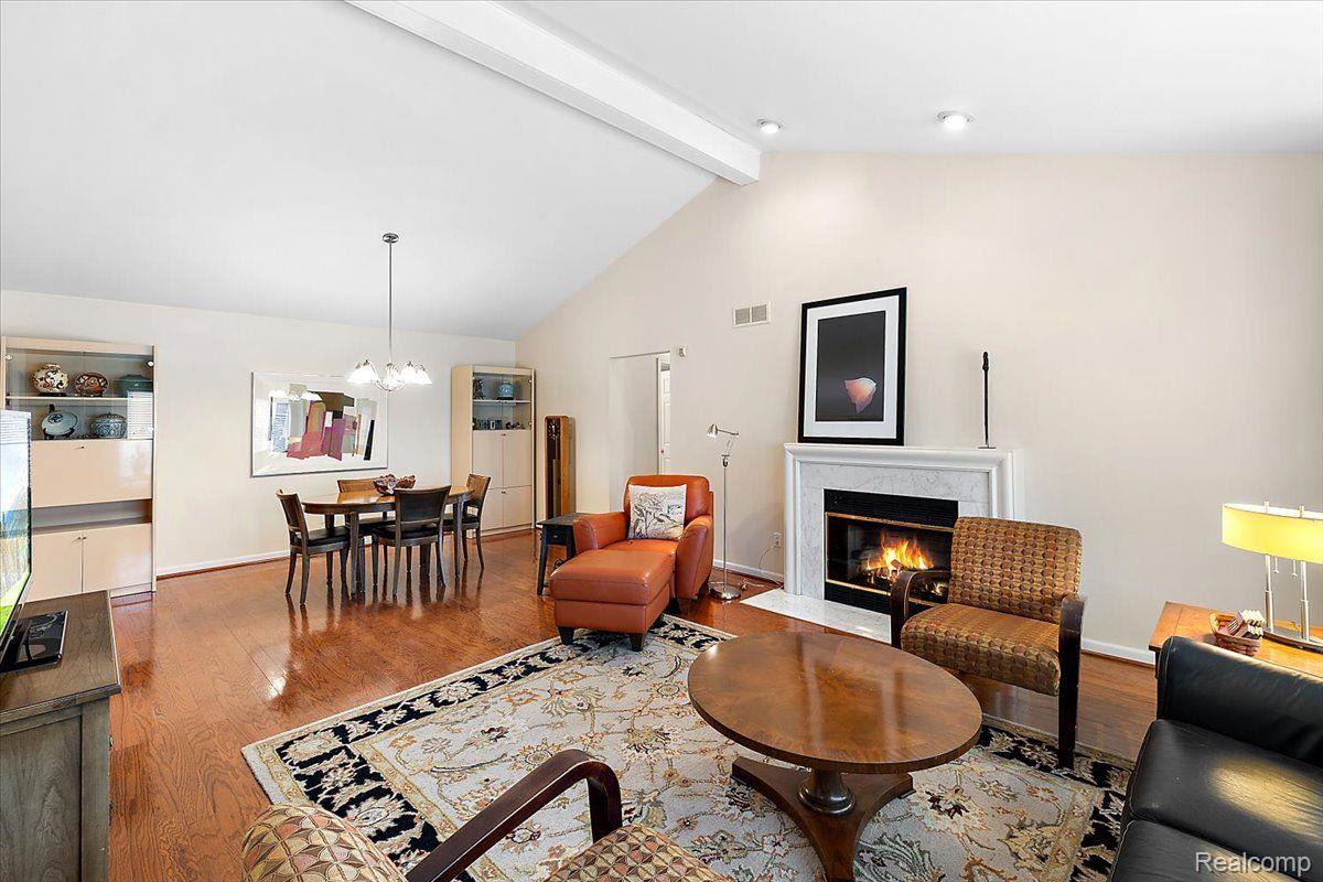 5853 Dawn Ridge Drive