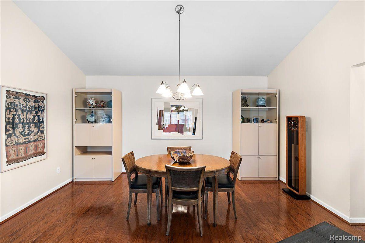 5853 Dawn Ridge Drive