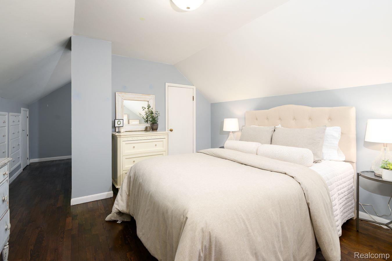 141 Charlevoix Street