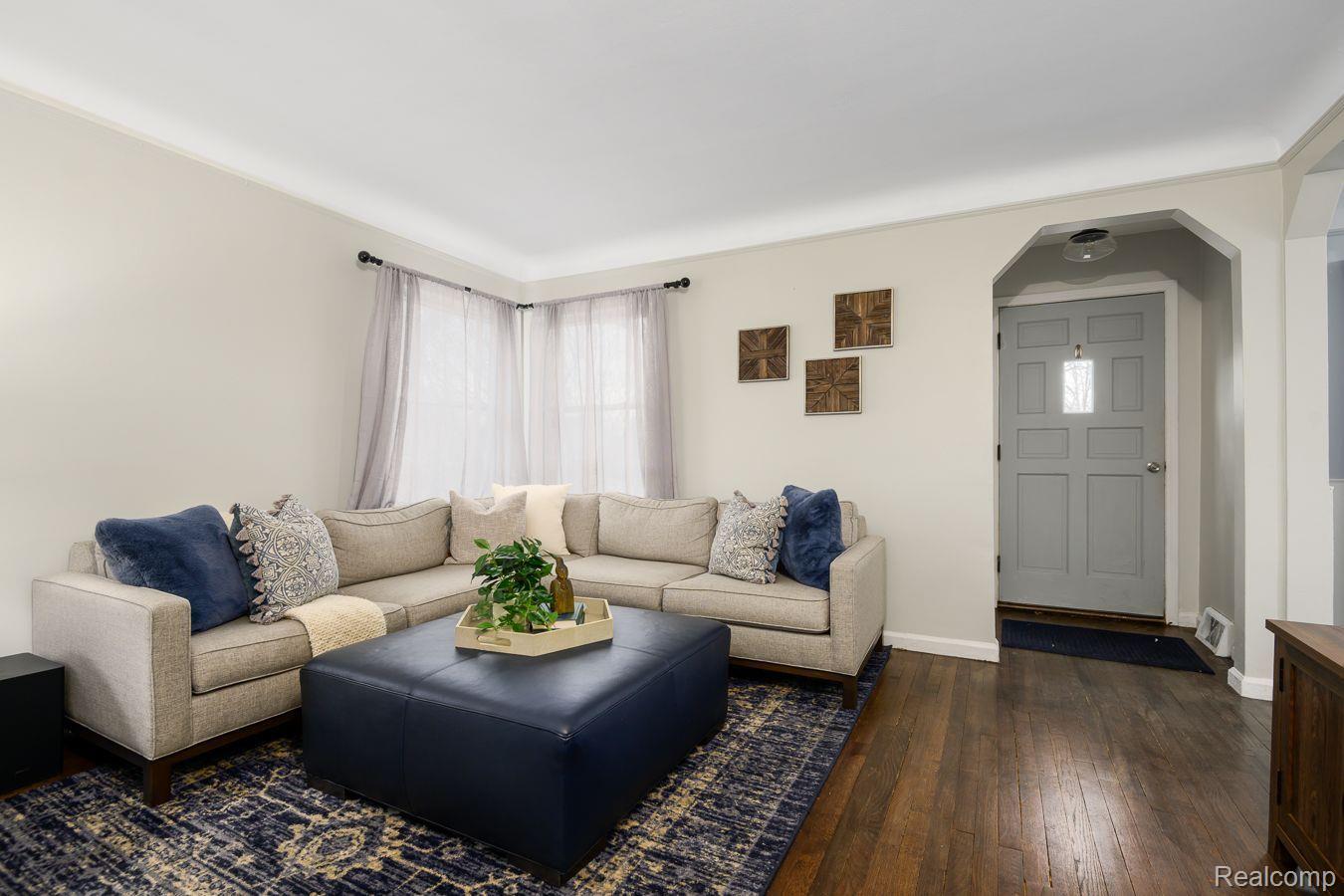 141 Charlevoix Street