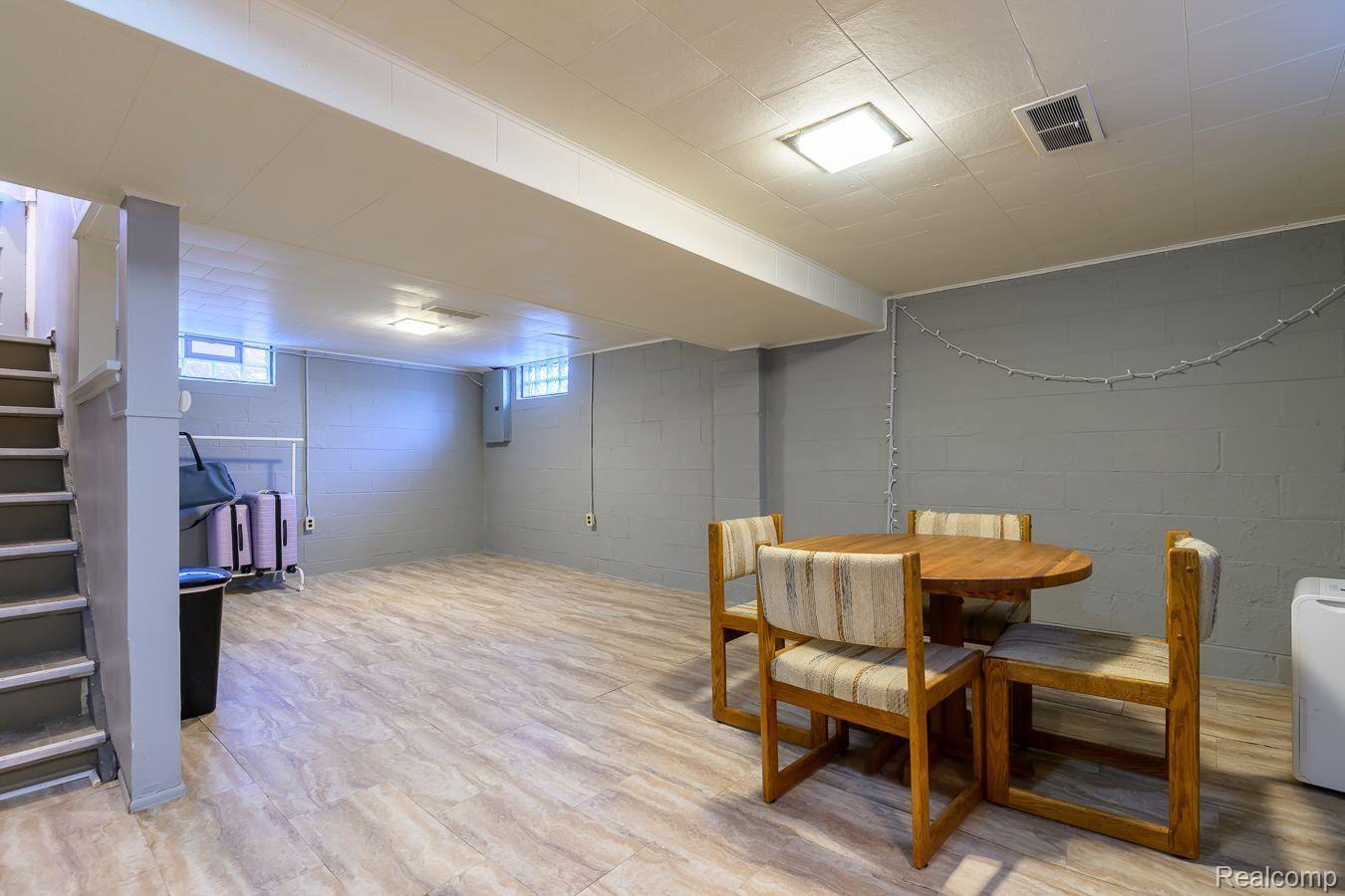 141 Charlevoix Street