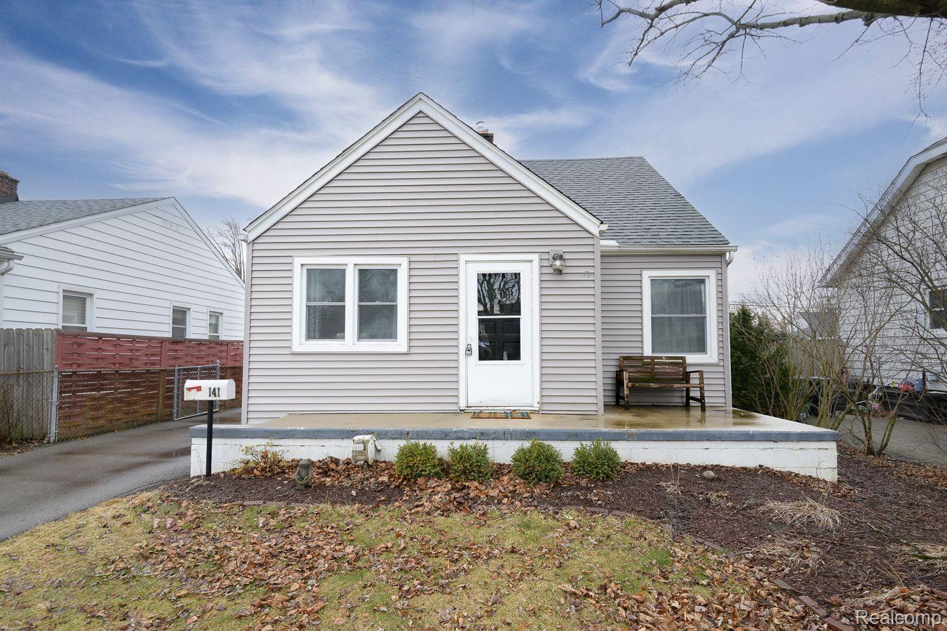 141 Charlevoix Street