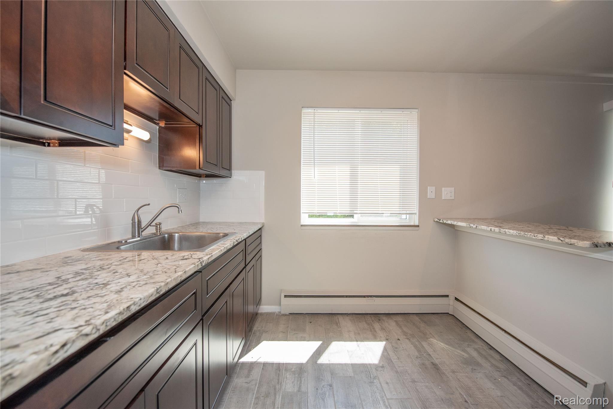 25885 JEFFERSON Avenue 4