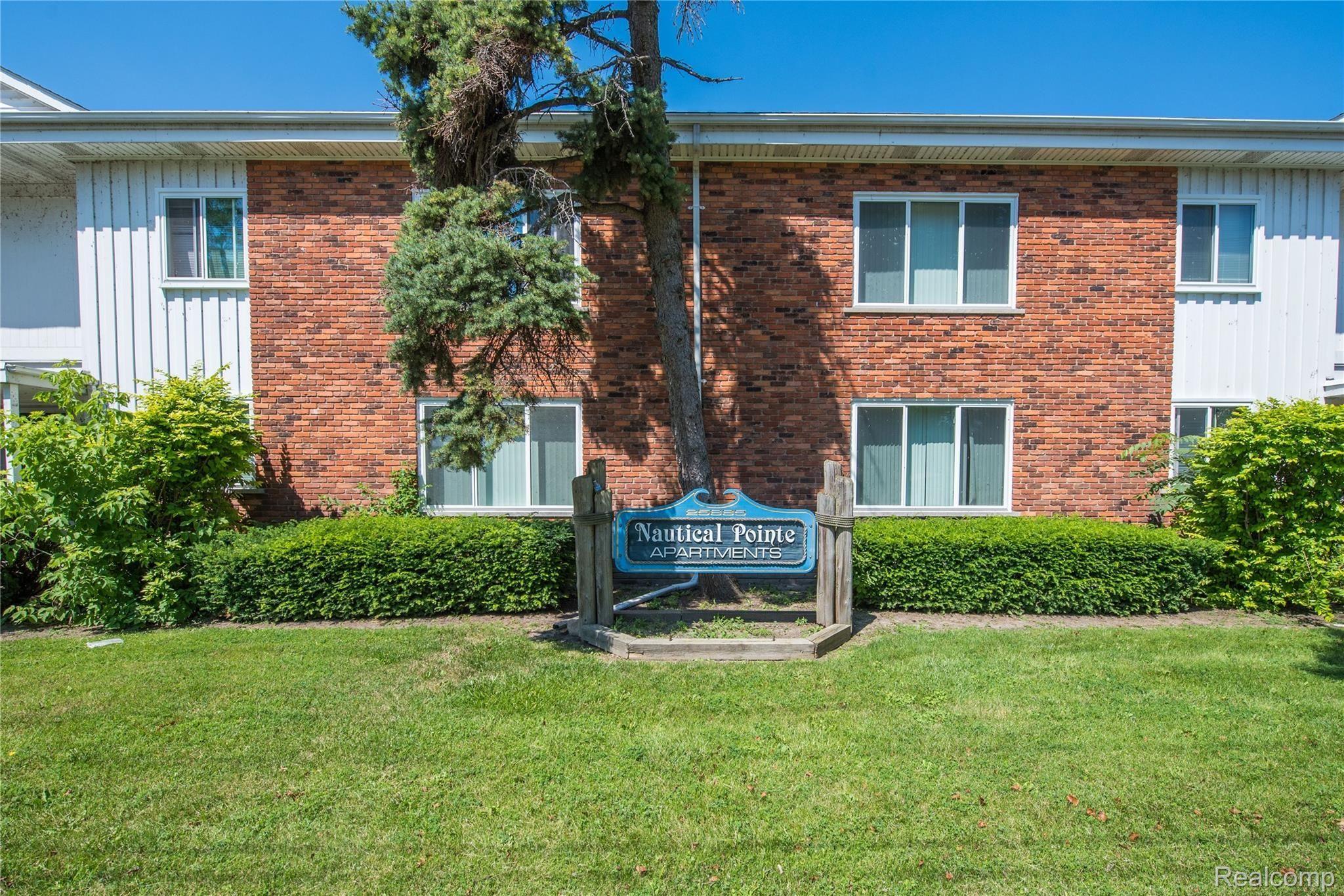 25885 JEFFERSON Avenue 4