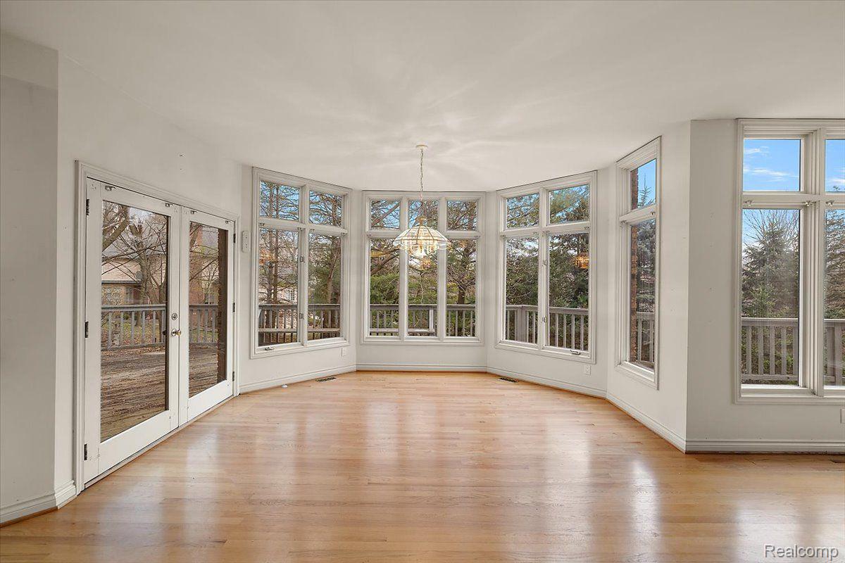 1632 Scenic Hollow Drive