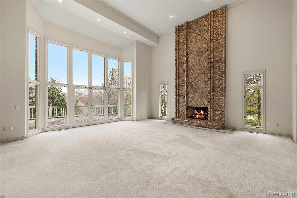 1632 Scenic Hollow Drive