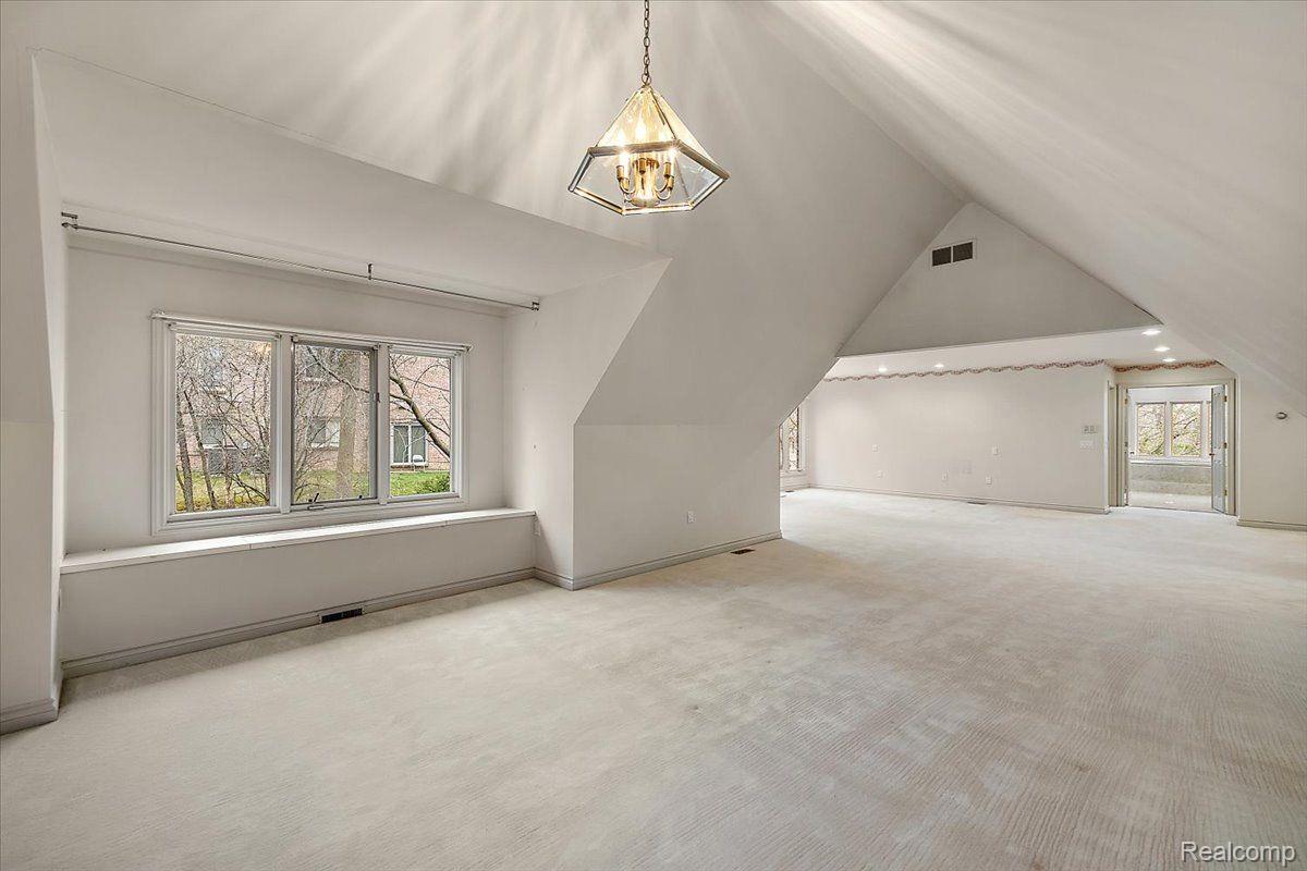 1632 Scenic Hollow Drive