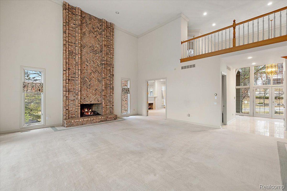 1632 Scenic Hollow Drive