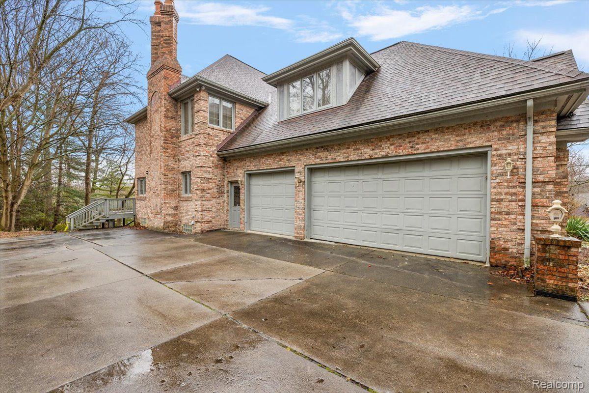 1632 Scenic Hollow Drive