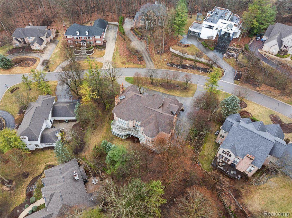 1632 Scenic Hollow Drive