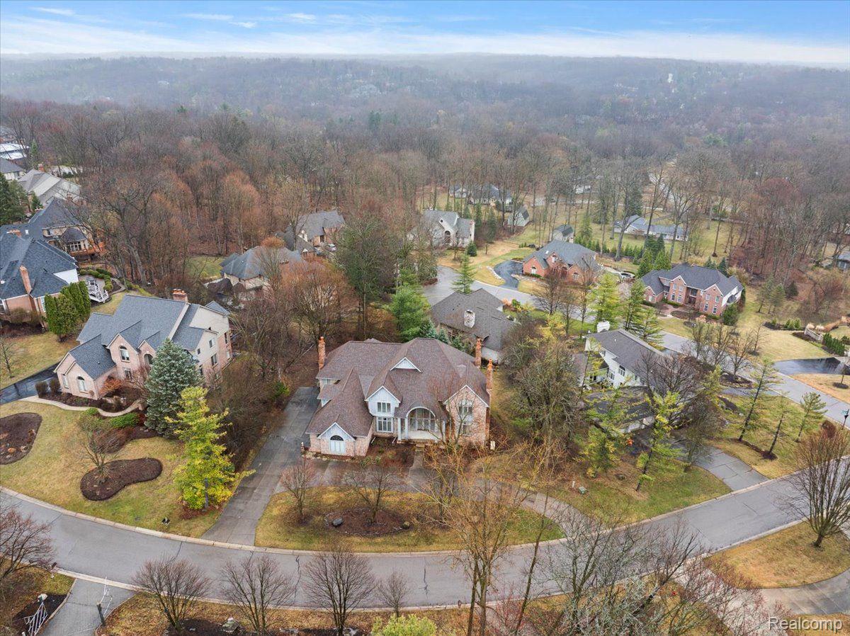 1632 Scenic Hollow Drive