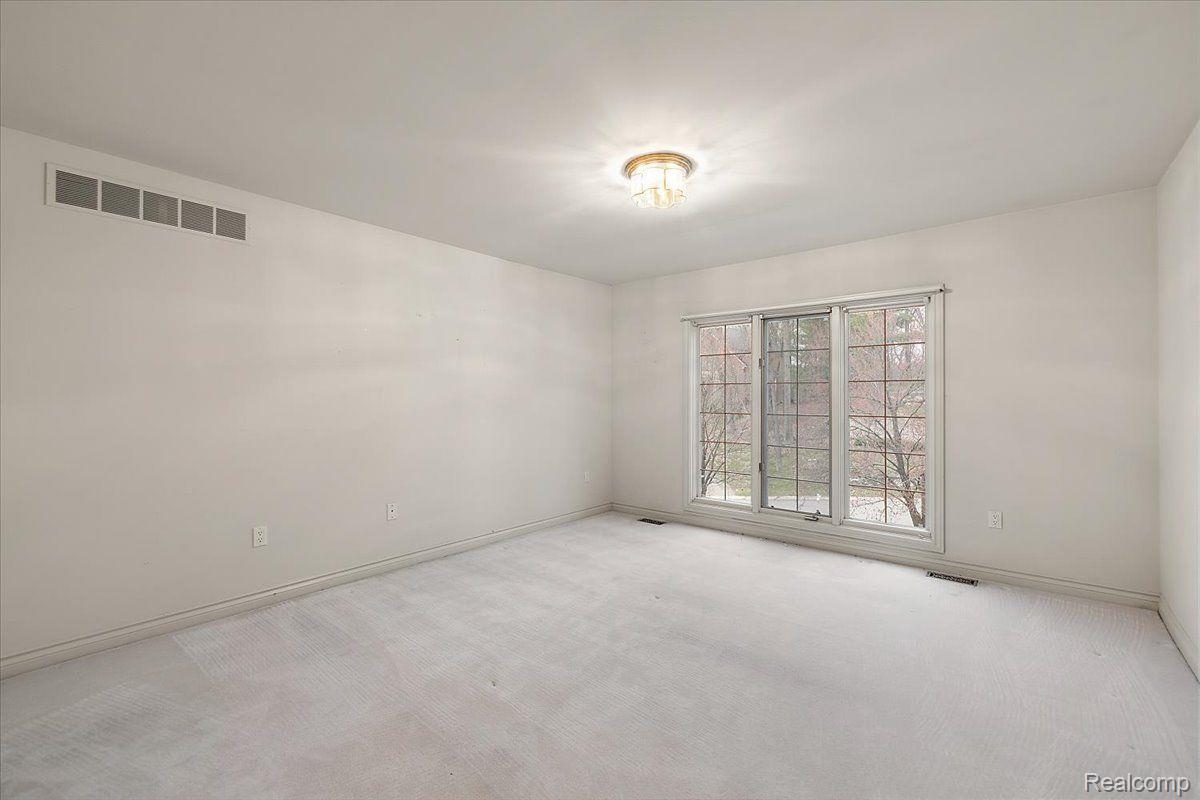 1632 Scenic Hollow Drive