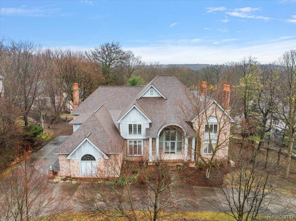 1632 Scenic Hollow Drive