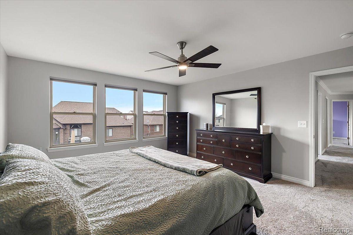 19371 Hudson River Drive