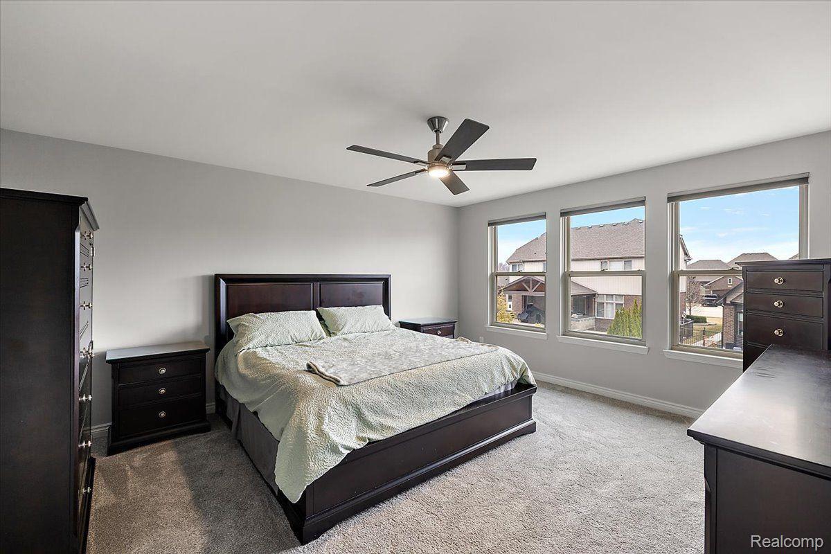 19371 Hudson River Drive