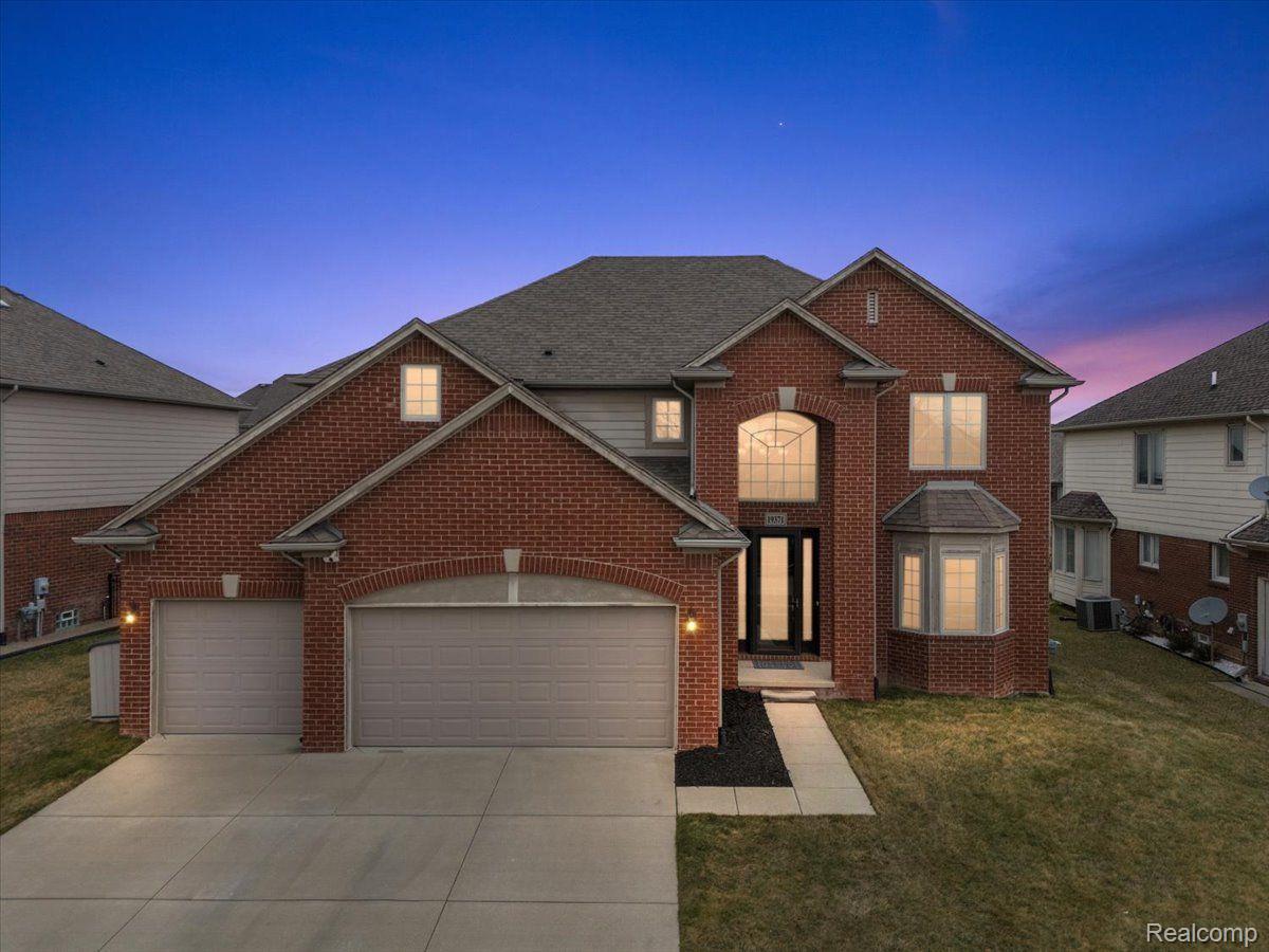 19371 Hudson River Drive