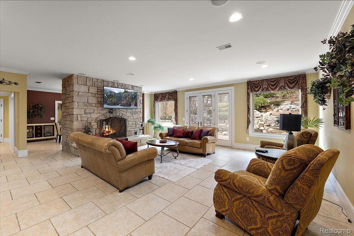 71227 CEDAR BEND Lane