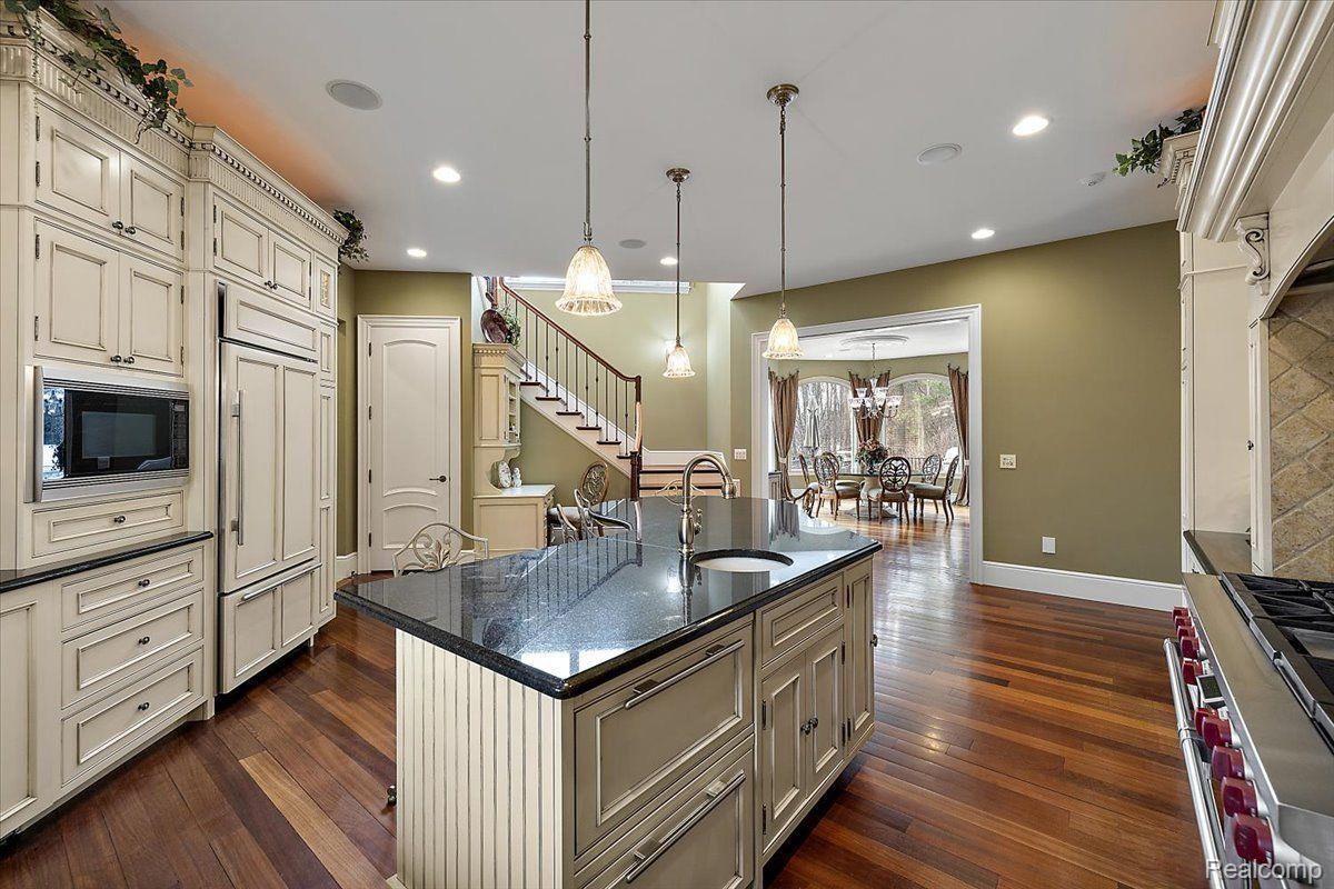 71227 CEDAR BEND Lane