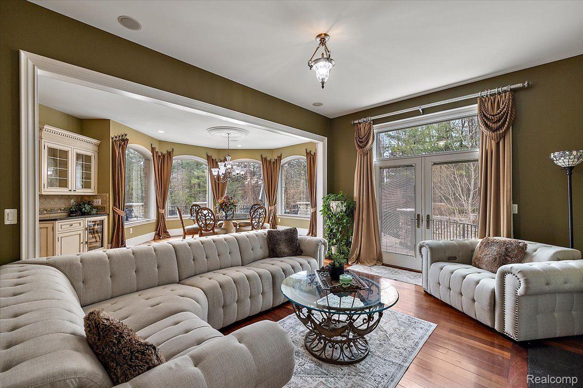 71227 CEDAR BEND Lane