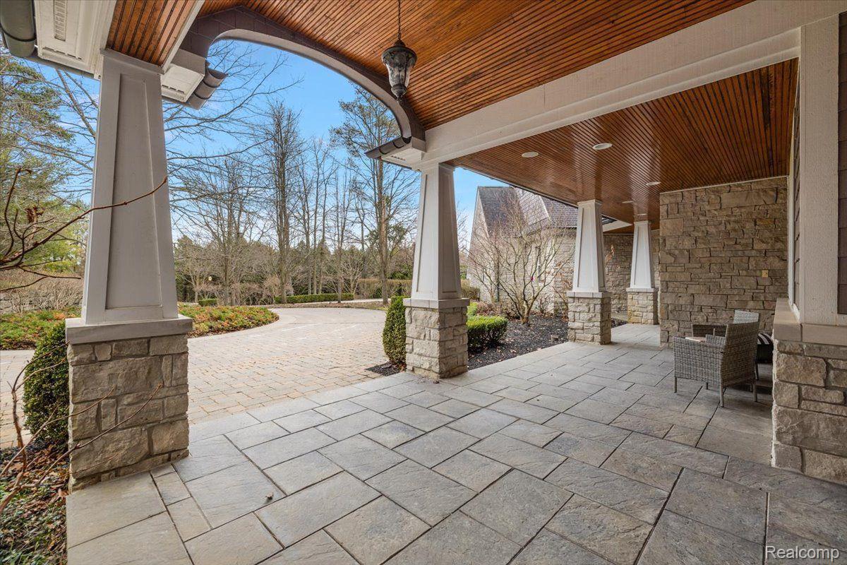 71227 CEDAR BEND Lane