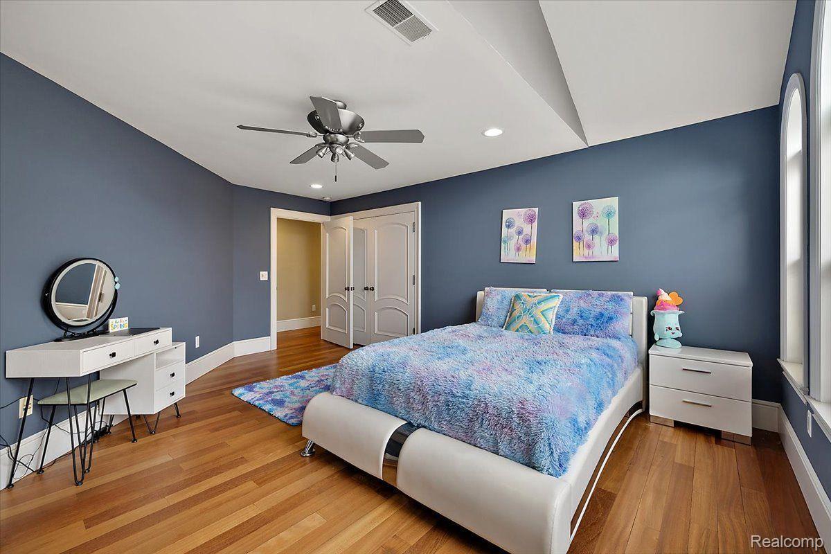 71227 CEDAR BEND Lane