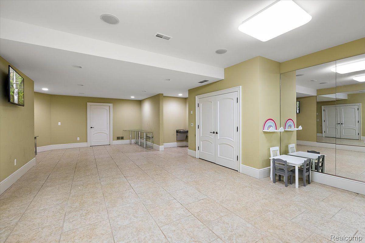 71227 CEDAR BEND Lane