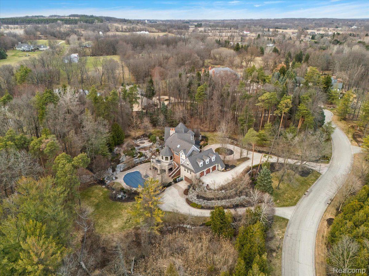 71227 CEDAR BEND Lane